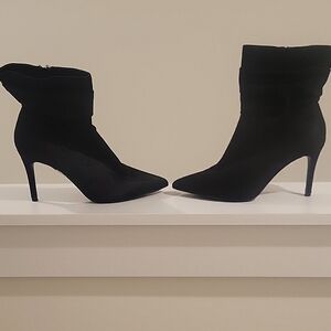 Black Velour Women's Ankle Boots